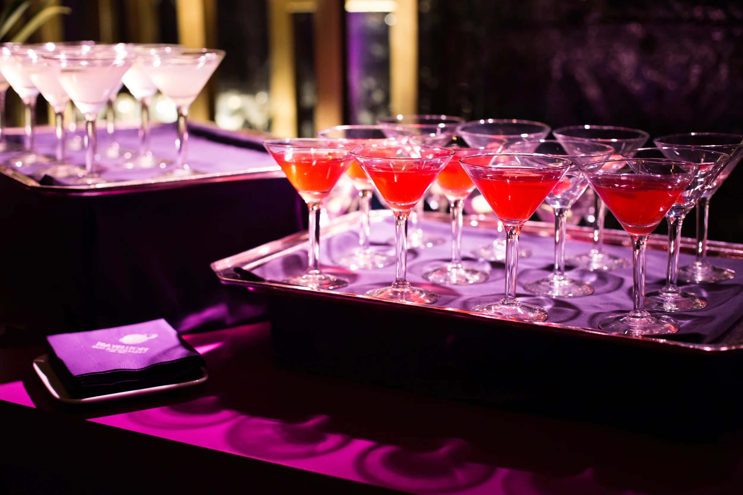 11-21-15_TravelStore-pinkdrink.jpg