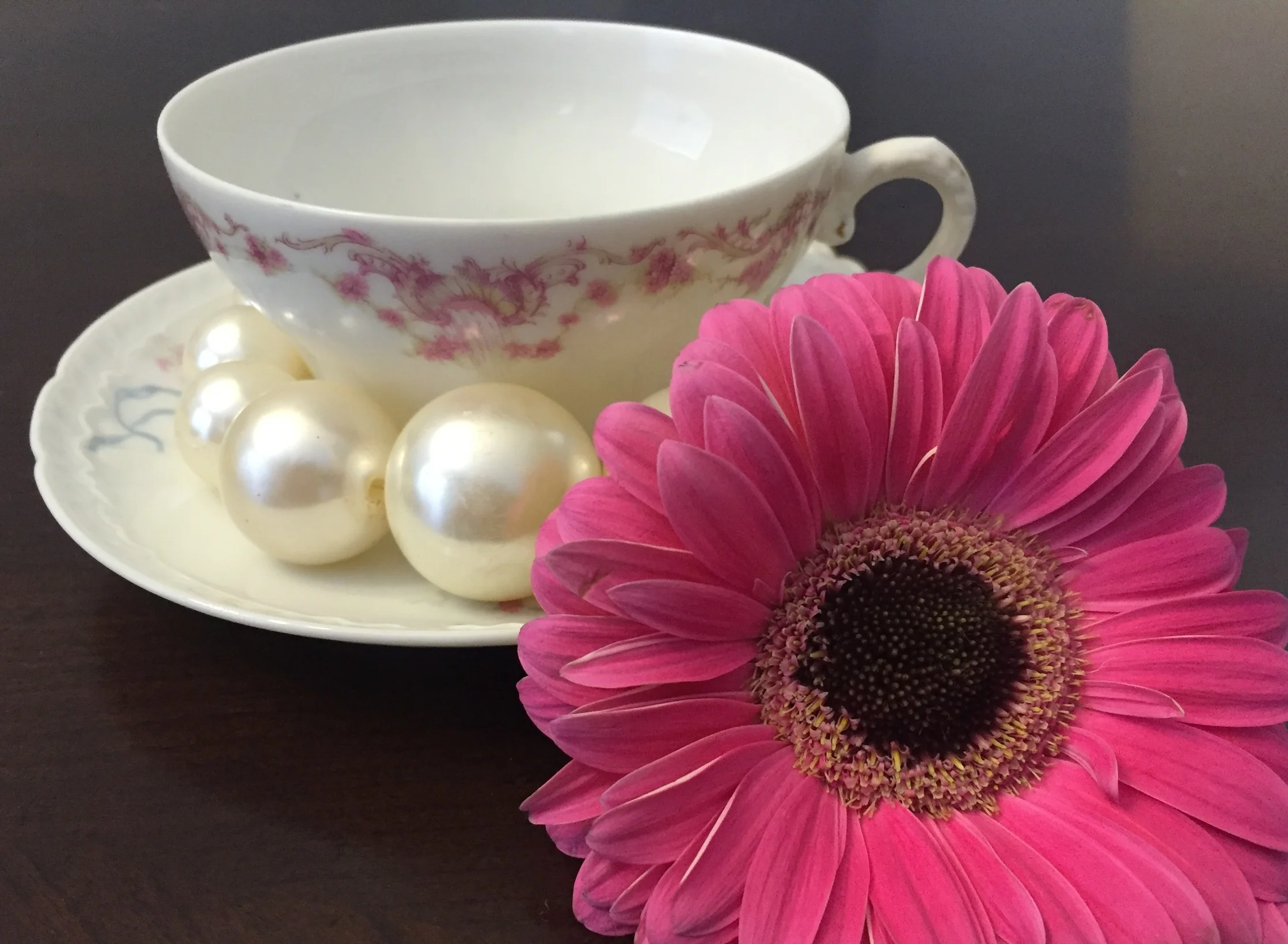 Hats, Flowers and Pearls Tea