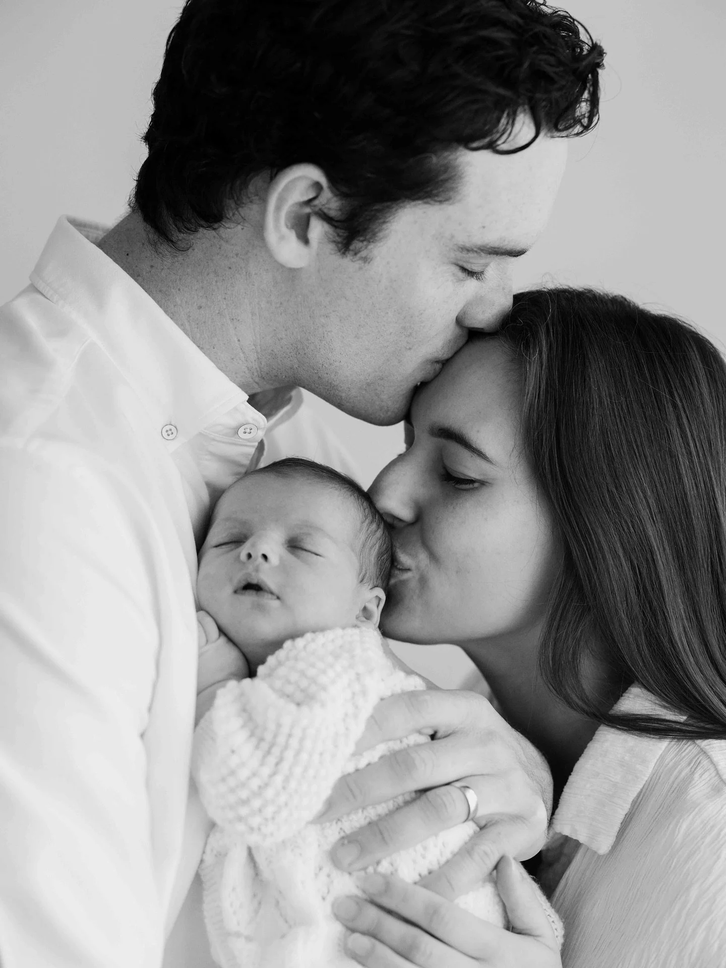 Those first two weeks are so special! My favourite black and white photos from Andie’s newborn session 📸✨ #newbornsession #newbornphotography #sydneynewbornphotographer