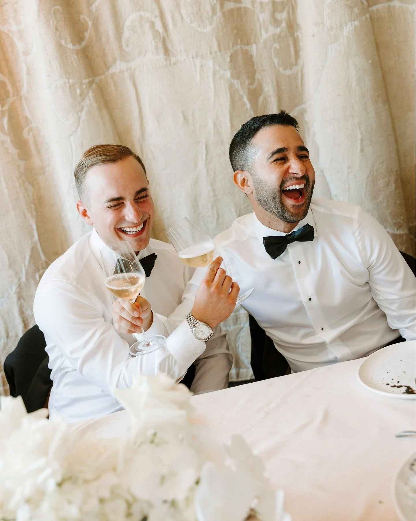 Champagne, belly laughs and your favourite people! What more could you want!? ❤️
Ian and Diego got married at the registry with their closest family and friends and then celebrated at @mimis.sydney for the most amazing lunch. Was so special to witnes