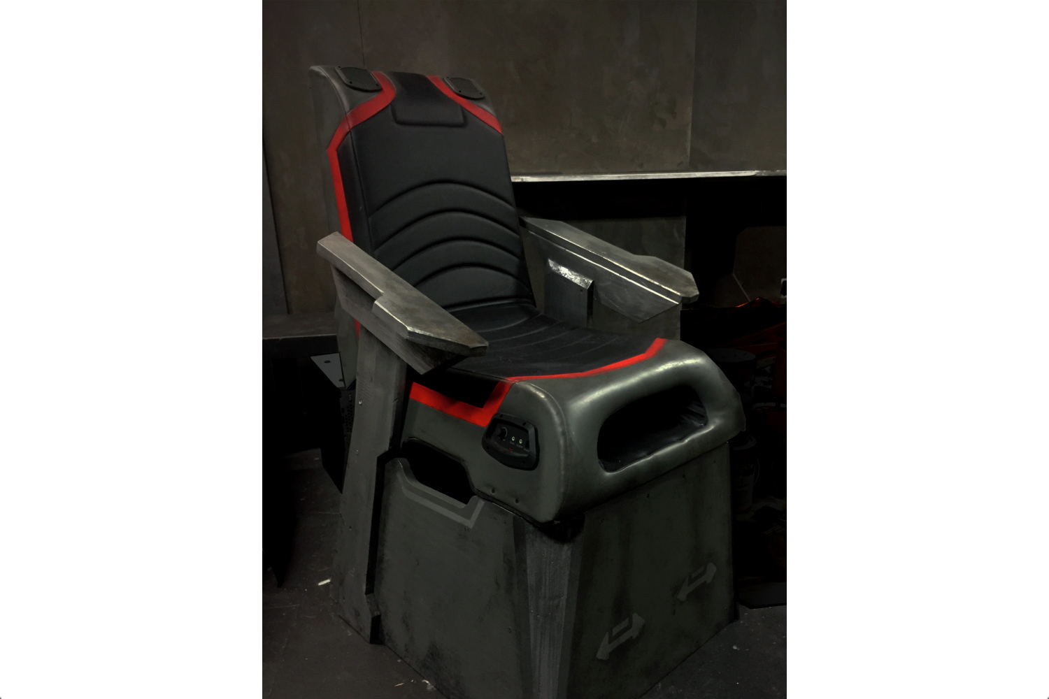 Gravity Restraint Chair