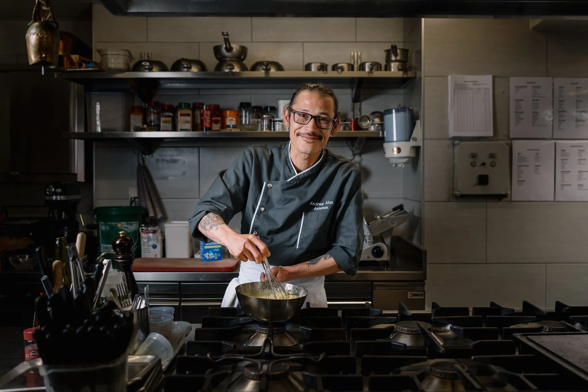 Alan Andrew Antenen, chef de l'Auberge Communale de Berolle