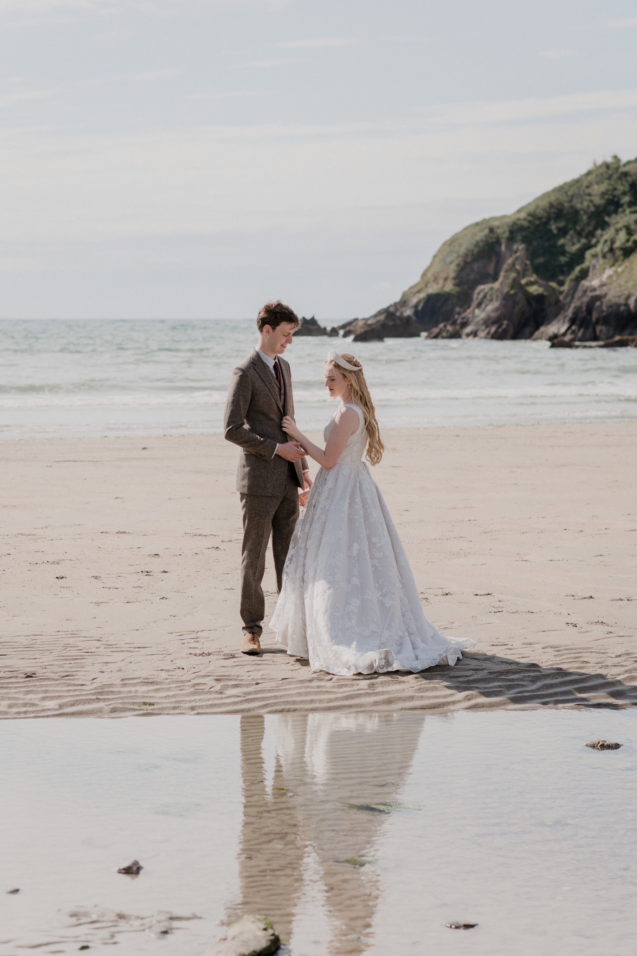romantic and fairytale wedding photography by the sea in the southwest