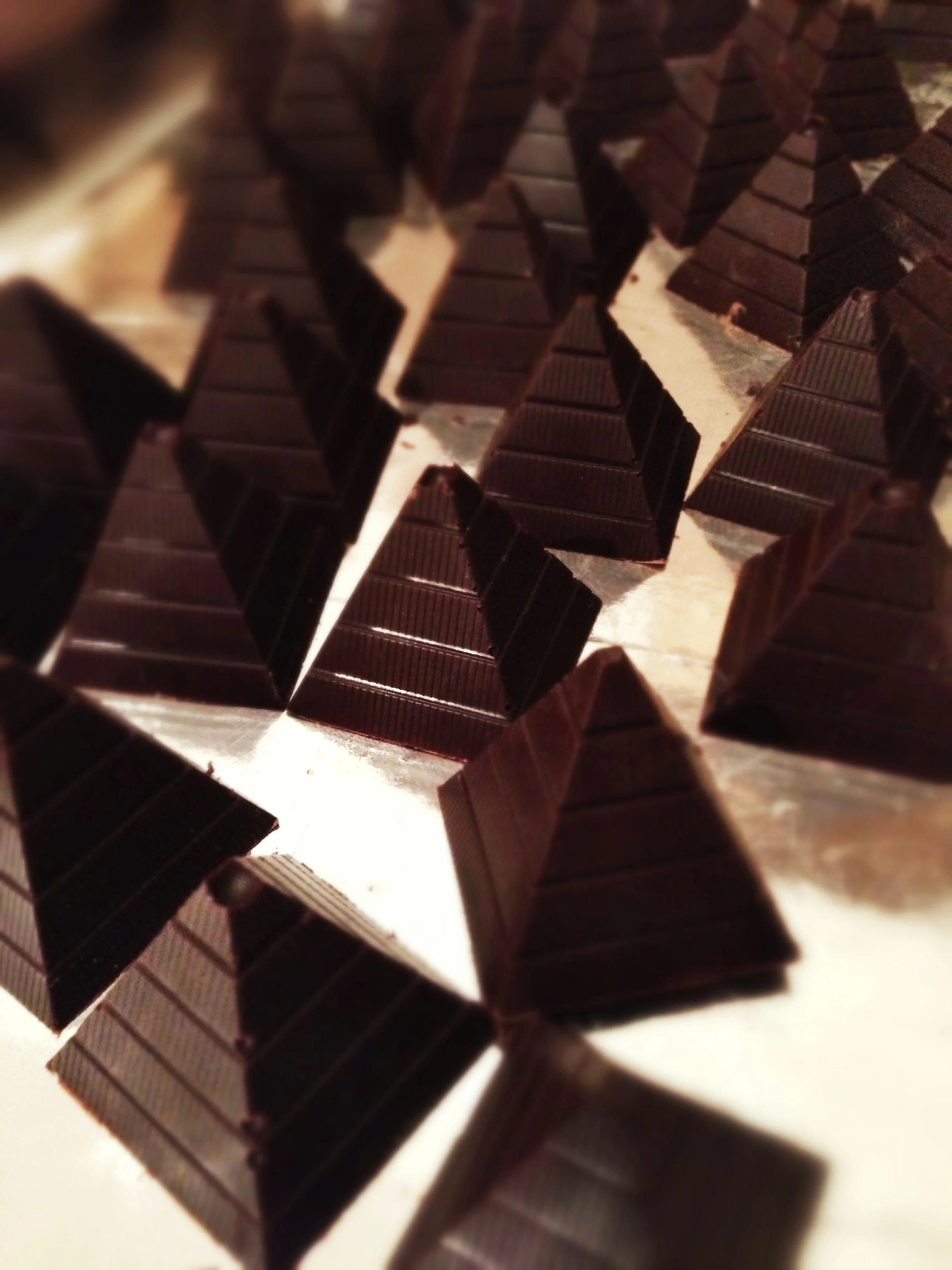 Raw Pyramid with Caramel