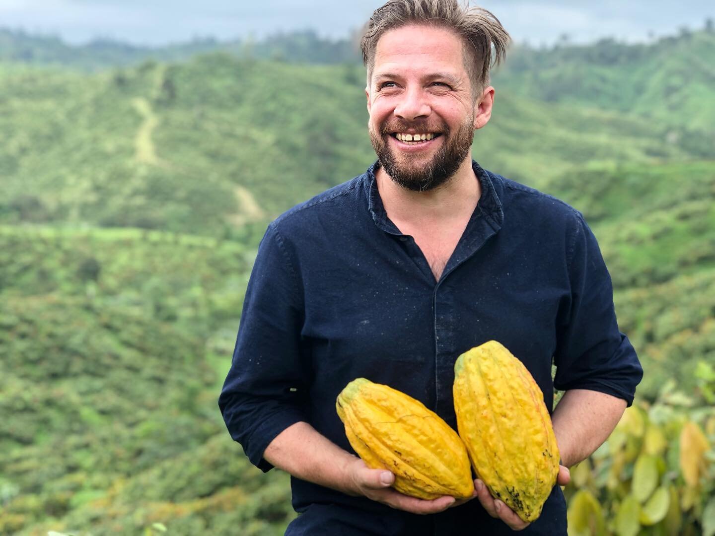 One happy chocolate maker with cacao trees as far as you can see

#veganlife #vegan #cacao #cleantreats  #chocolate #coconut #foodnetwork #foodnews #yummy #foodie #foodoftheday #cococaravan #fantastic #amazing #awesome #instafood #instagood #plasticf