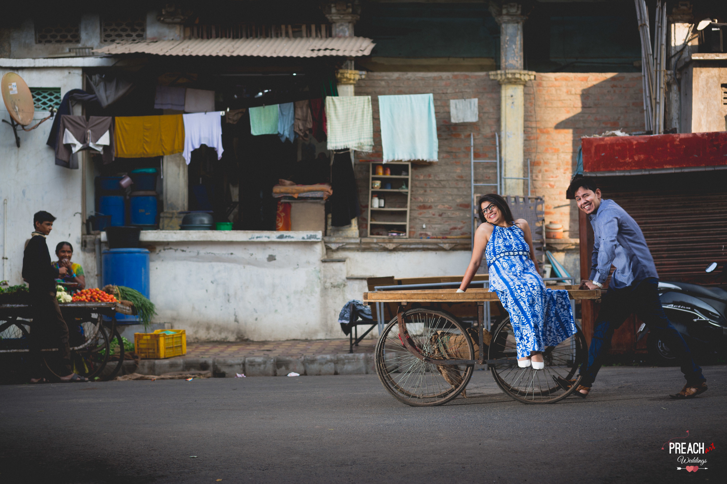 V&M_PRE-WEDDING SHOOT_AHMEDABAD OLD CITY_PREACH ART-13.jpg