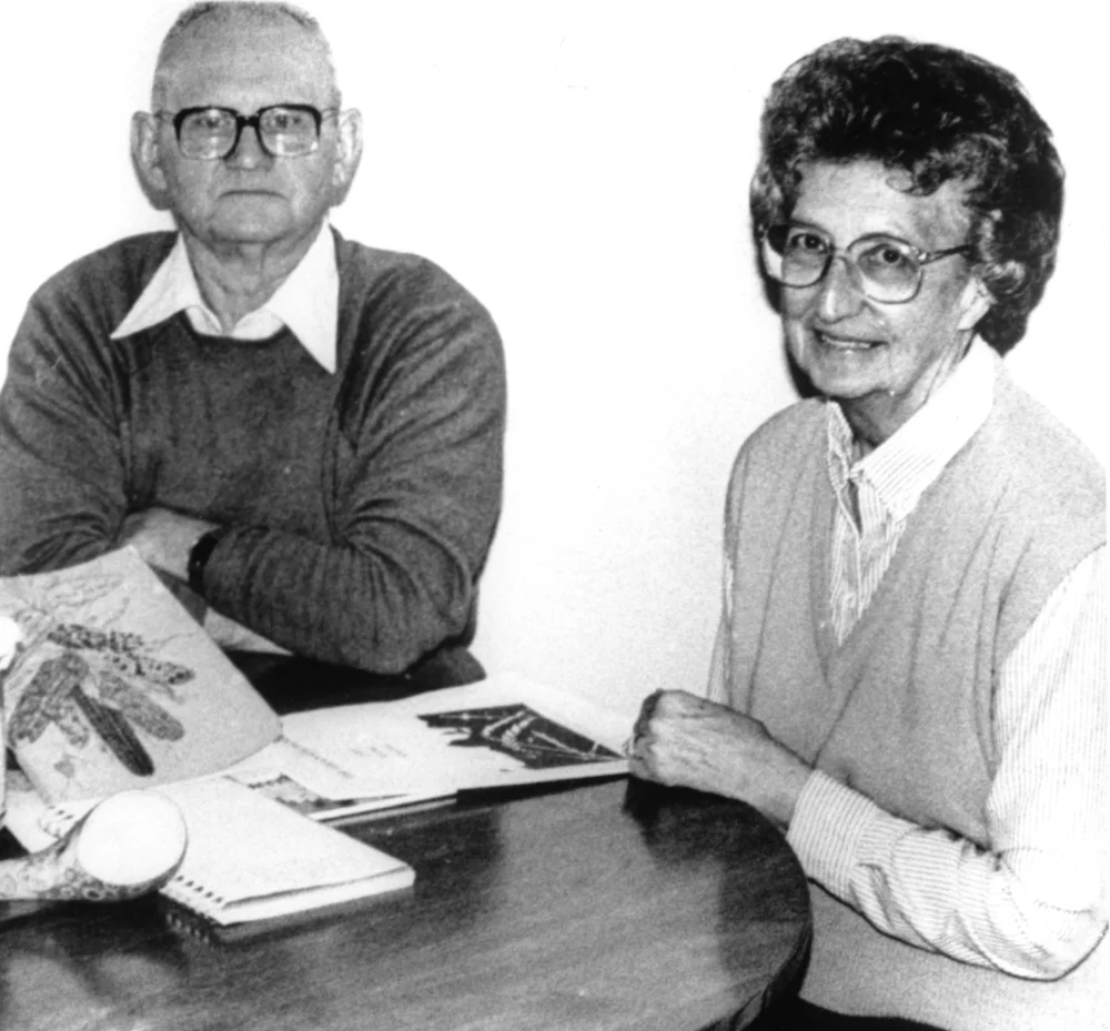 from the Herald and Review , dECATUR, iLLINOIS, aPRIL 3, 1989, PHOTO BY VICKI N. SHAW. USED WITH PERMISSION.
