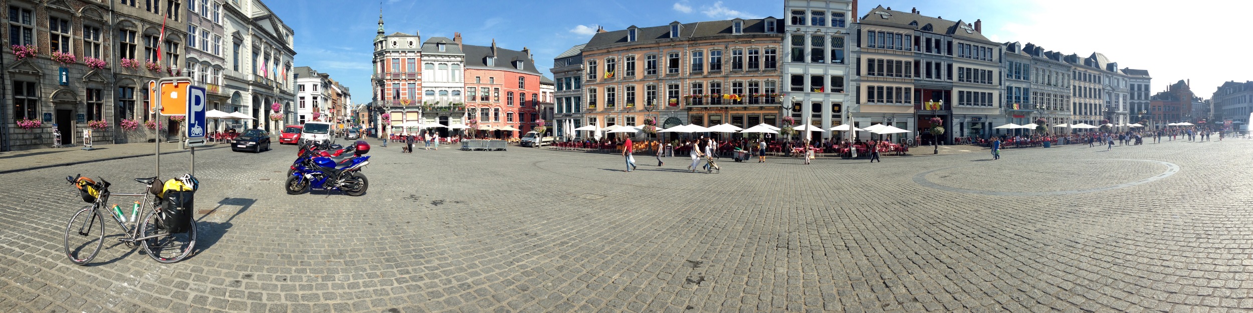Town center of Mons