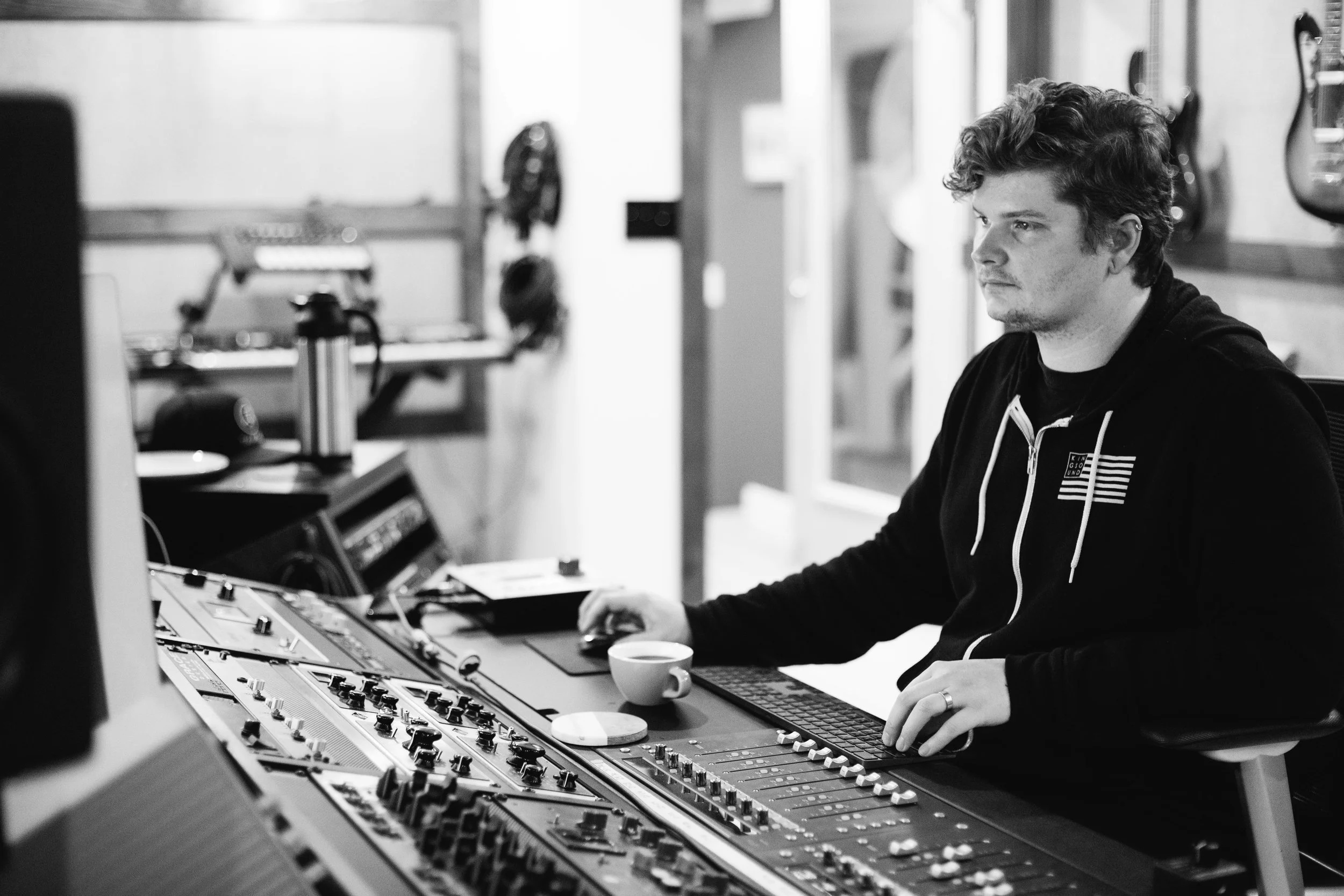 20190122_We_Rise_We_Bow_Studio-2.jpg