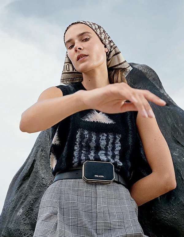 Fashion Spread Vol. 20