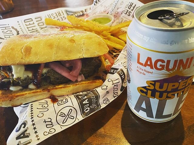 This weeks special at @huntclubtulsa Cone sit on the patio and enjoy a nice cold beer with this delicious meatloaf sammie.  Open at 3pm!
