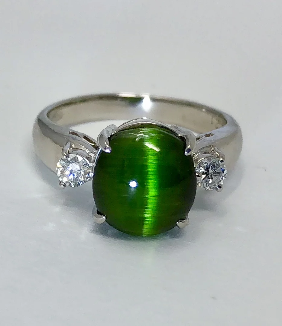 Platinum "Cat's Eye" Green Tourmaline & Diamond Ring