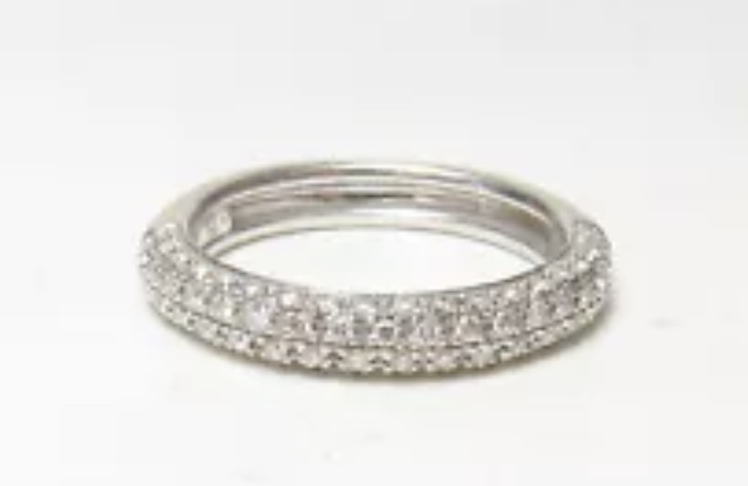 18k White Gold Diamond Ring