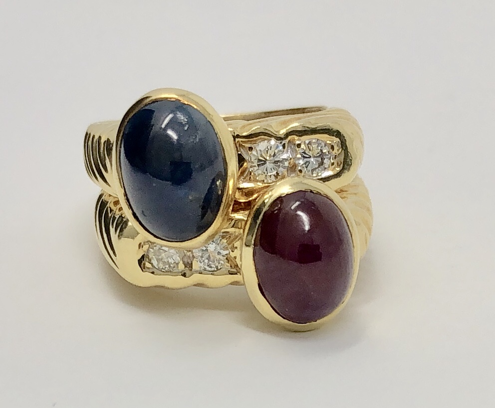 18K Yellow Gold Sapphire Diamond Ring