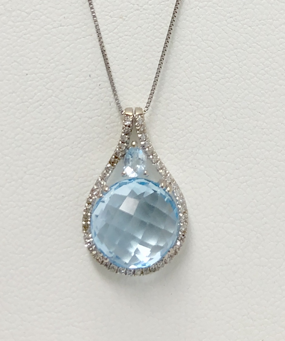 18K White Gold Topaz Diamond Necklace