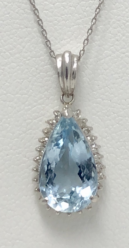 Platinum Aquamarine Diamond Necklace