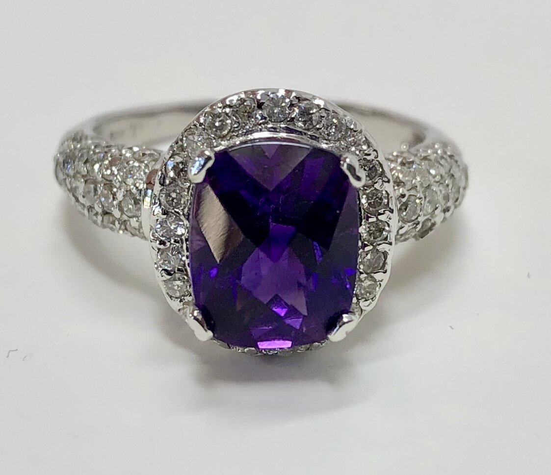 18K White Gold Amethyst Diamond Ring