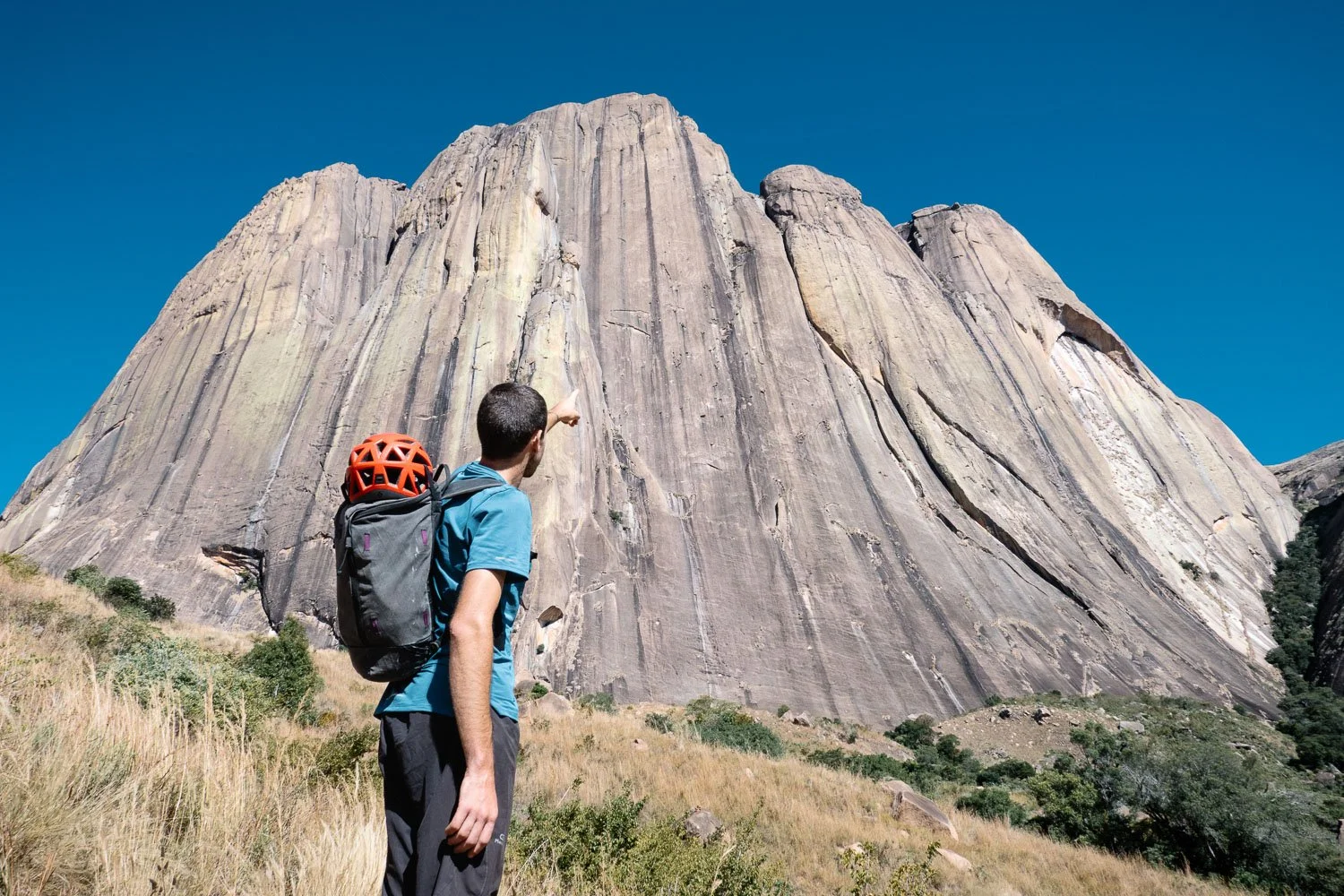 Tsaranoro_Climbing_Expedition_© Carlos Simes-3.jpg