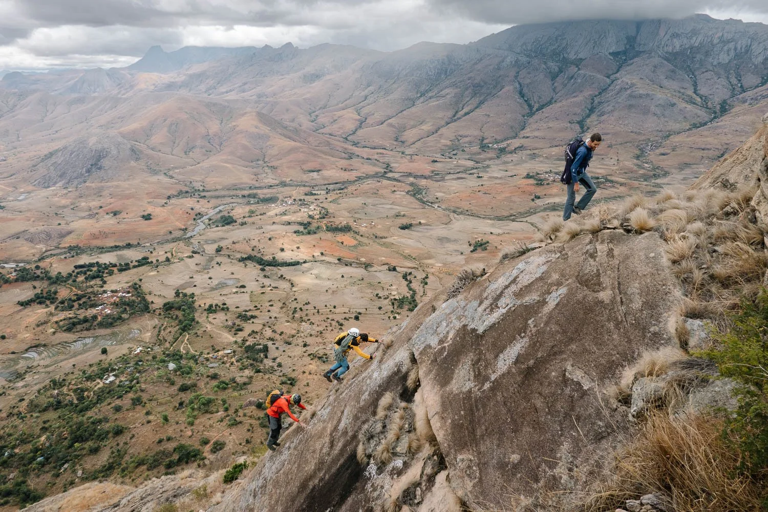 Tsaranoro_Climbing_Expedition_© Carlos Simes-6.jpg