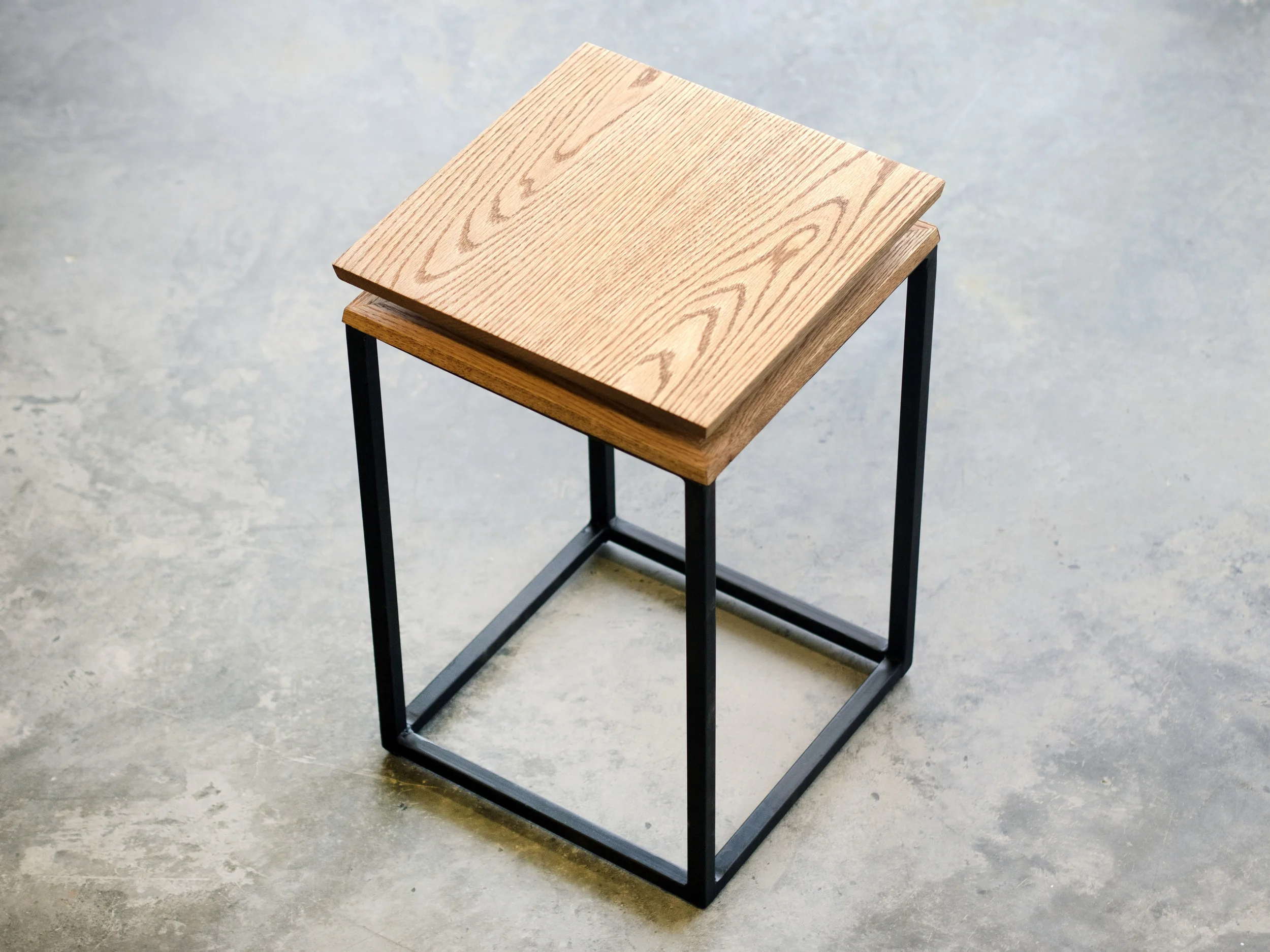 Endtable9.jpg