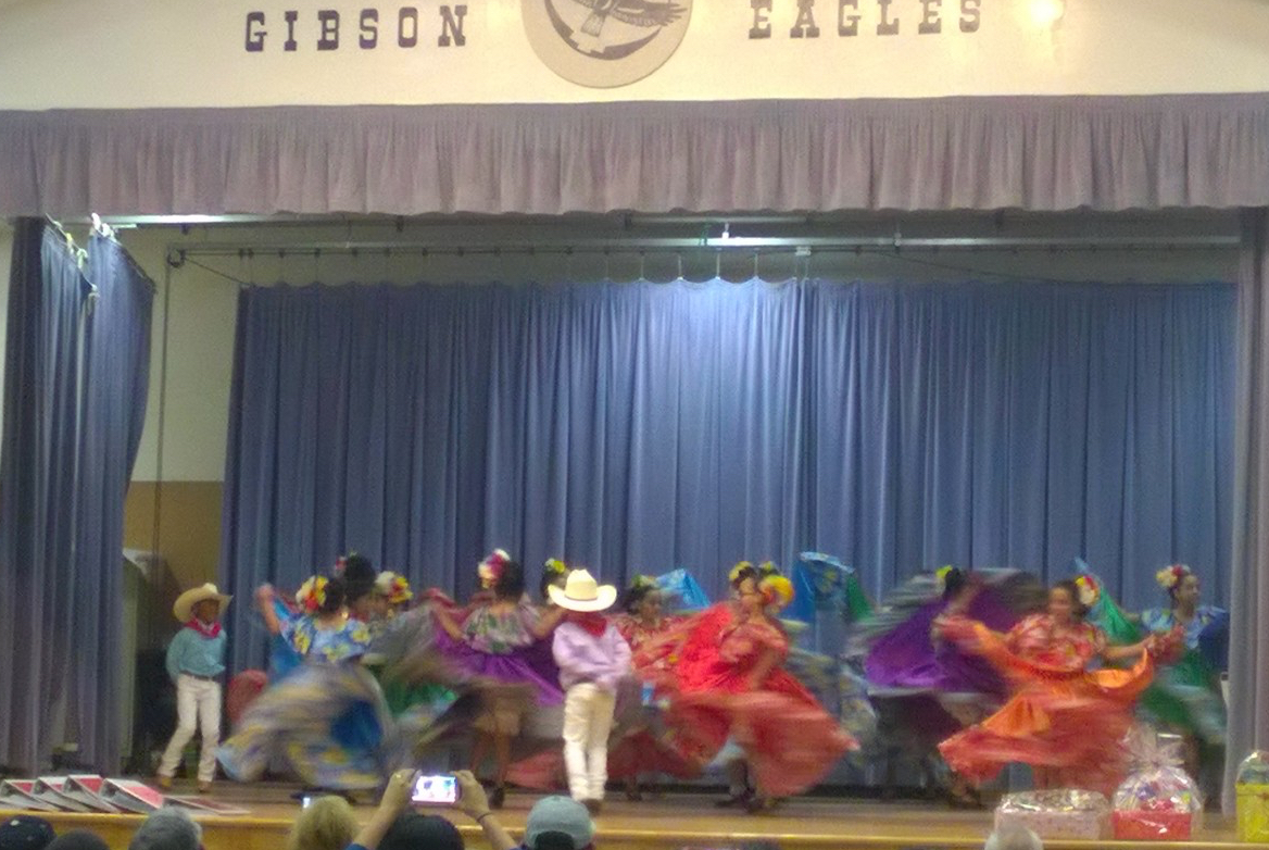 Ballet Folklorico 2015.jpg