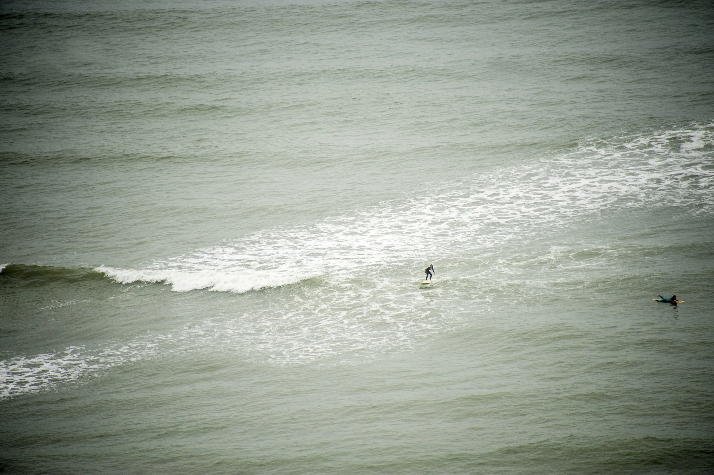 Surfers.jpg