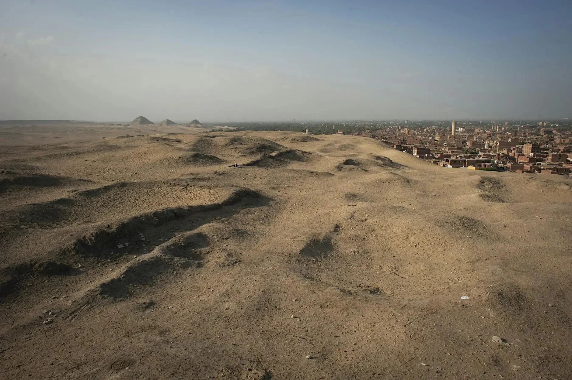 Sergio Robledo: Under the Sands of Saqqara