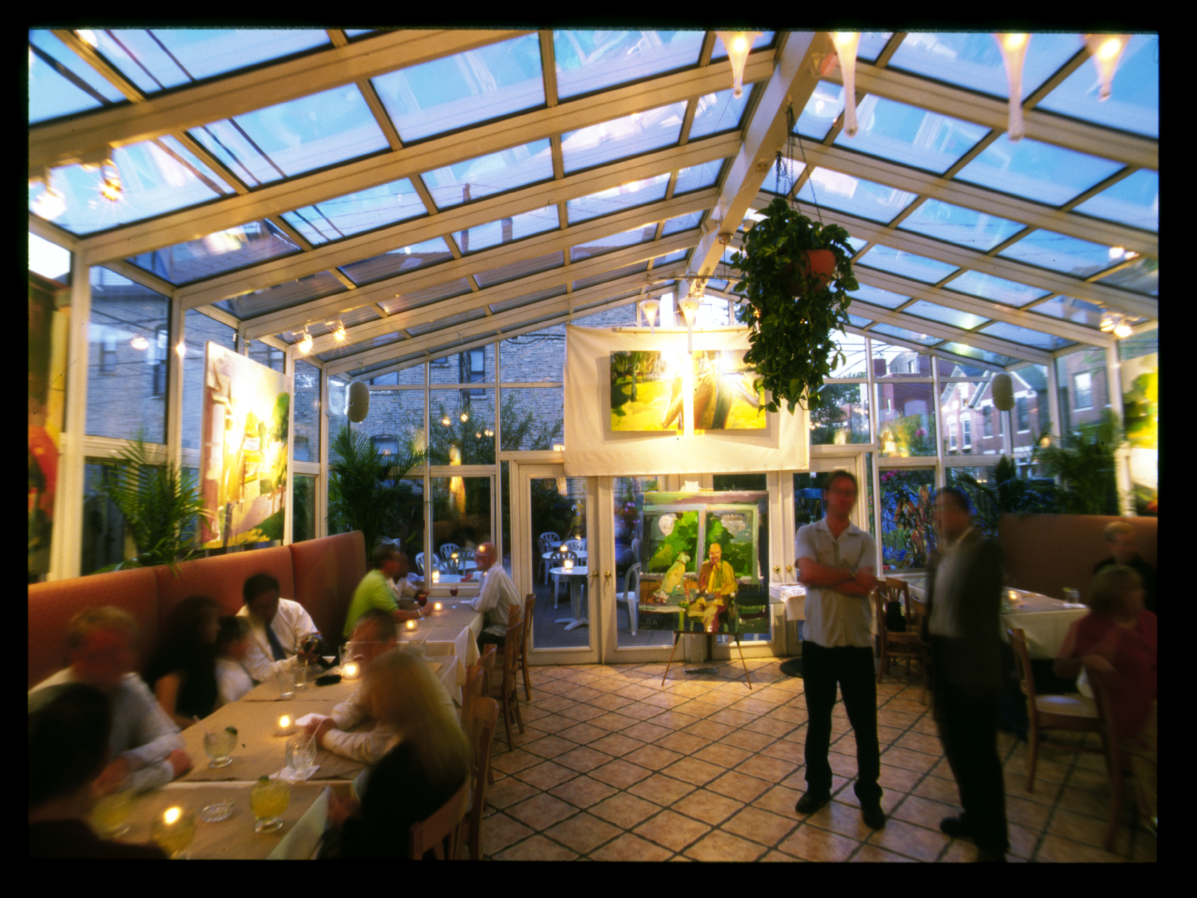 Las Palmas Atrium.jpg