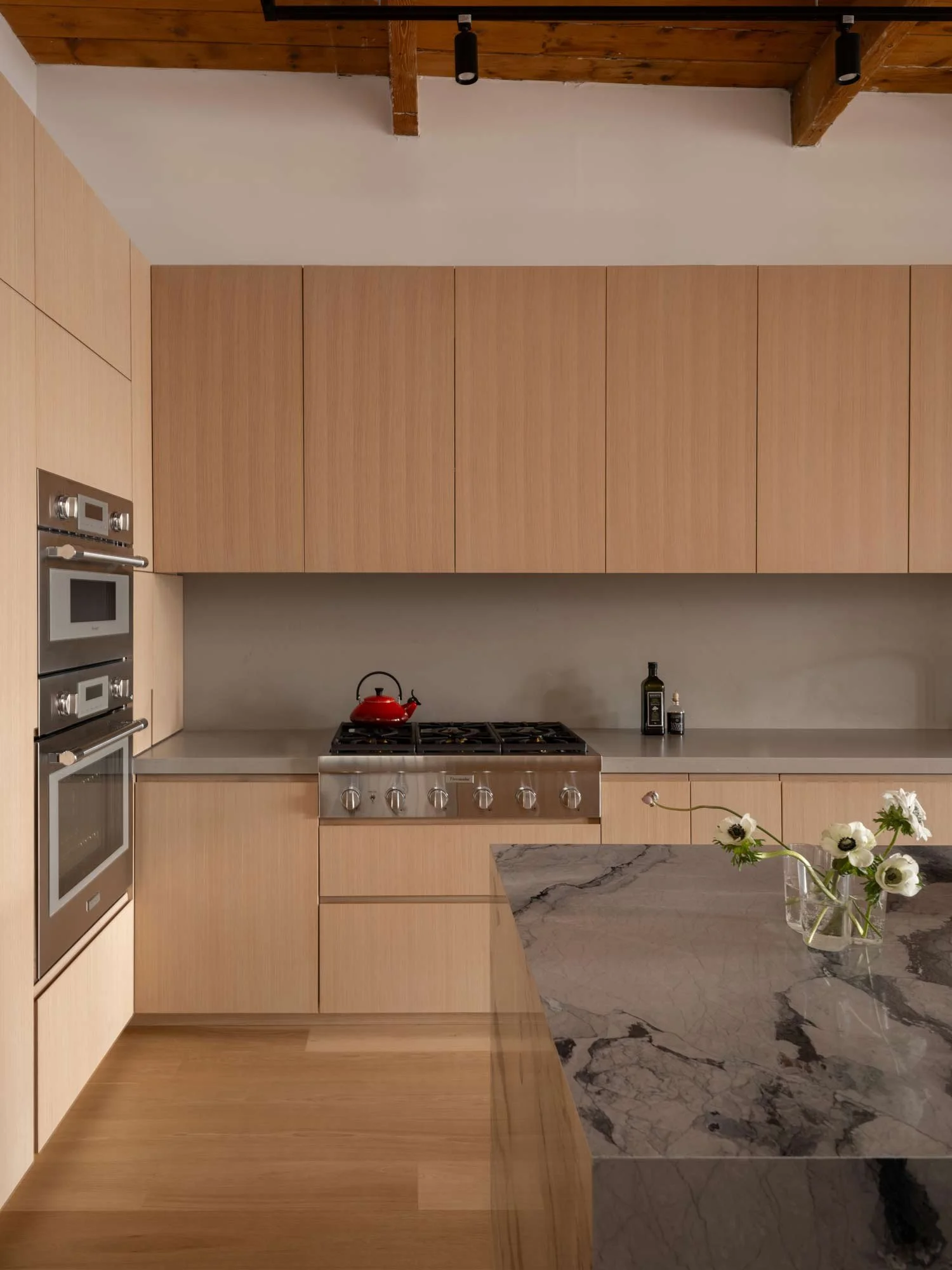 CAN 9 kitchen north.jpg