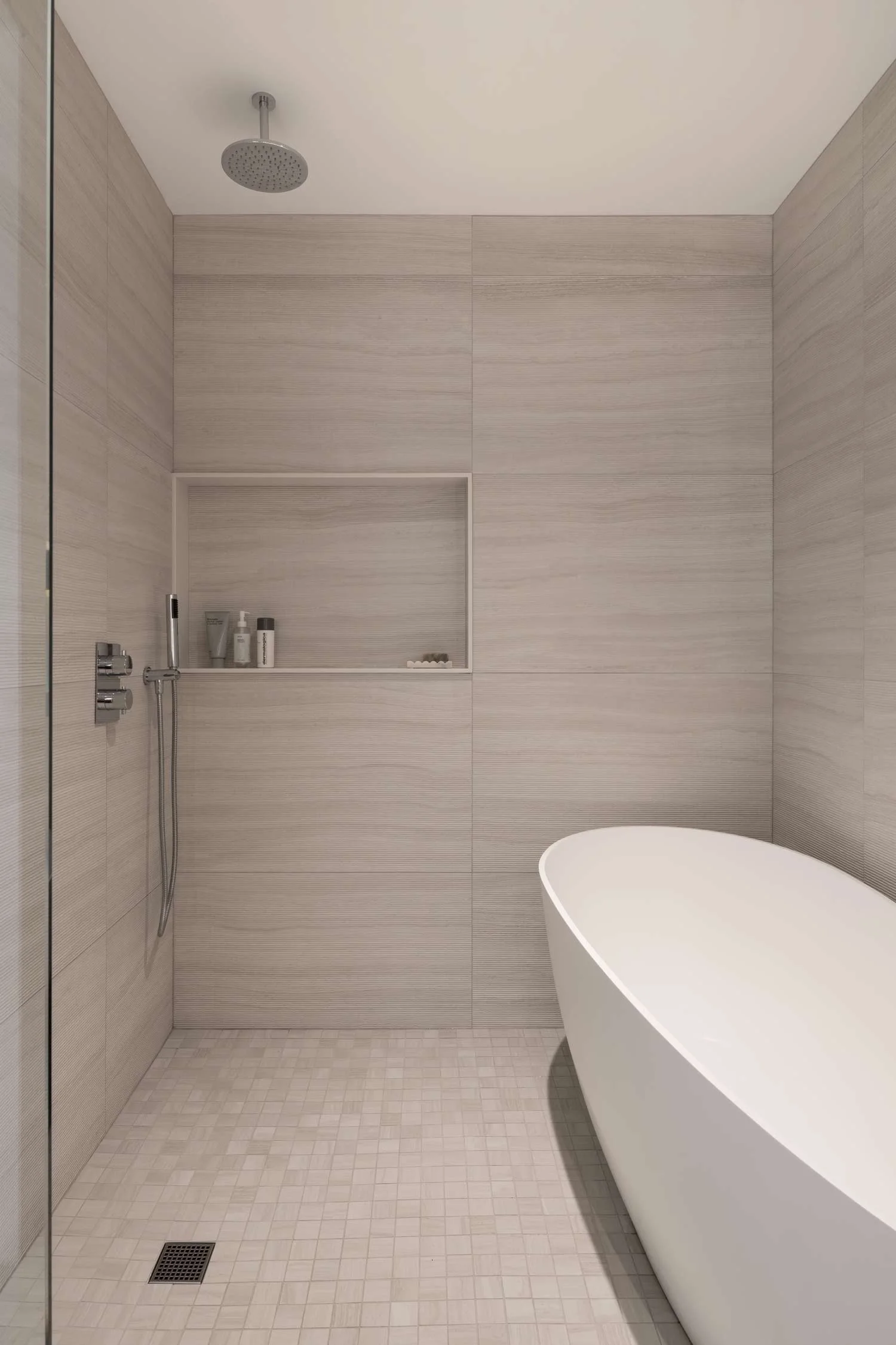 PAL 31 en suite shower.jpg