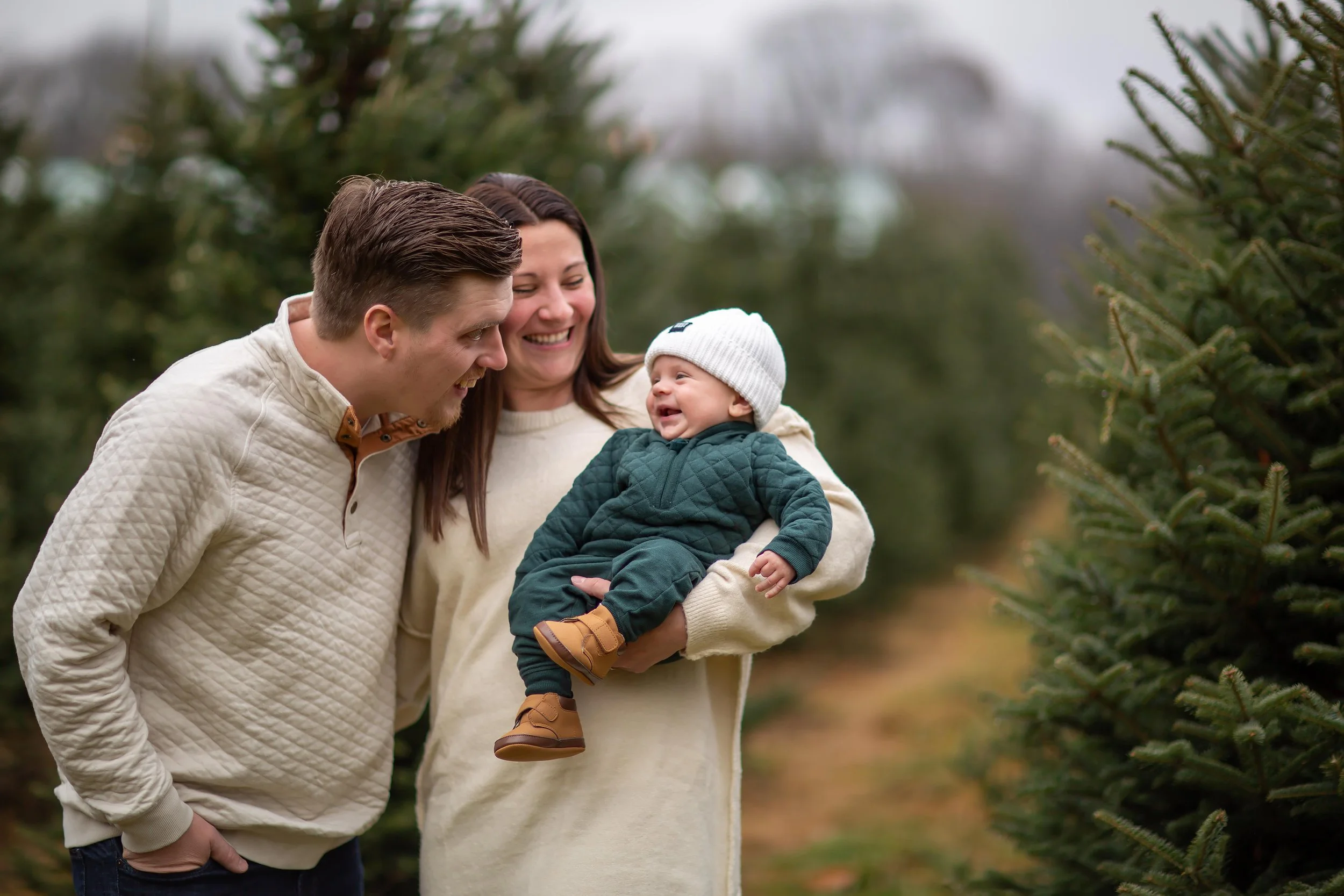 HennessyFirstFamilyXmasSession-9.jpg