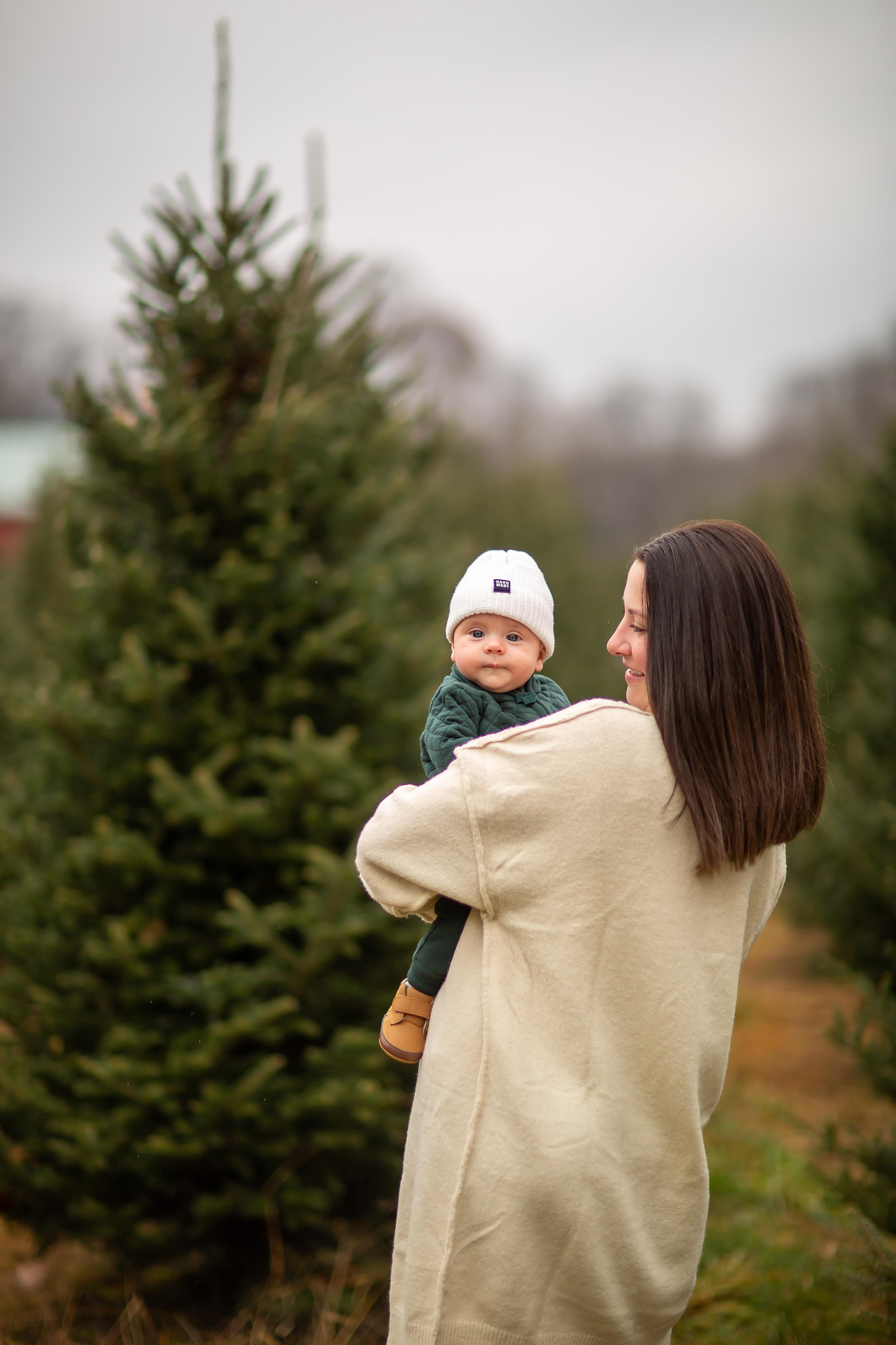 HennessyFirstFamilyXmasSession-25.jpg