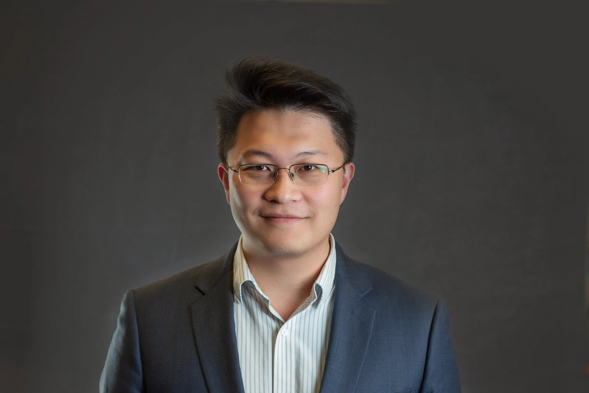 SyscoHeadshots2023VincentY-138.jpg