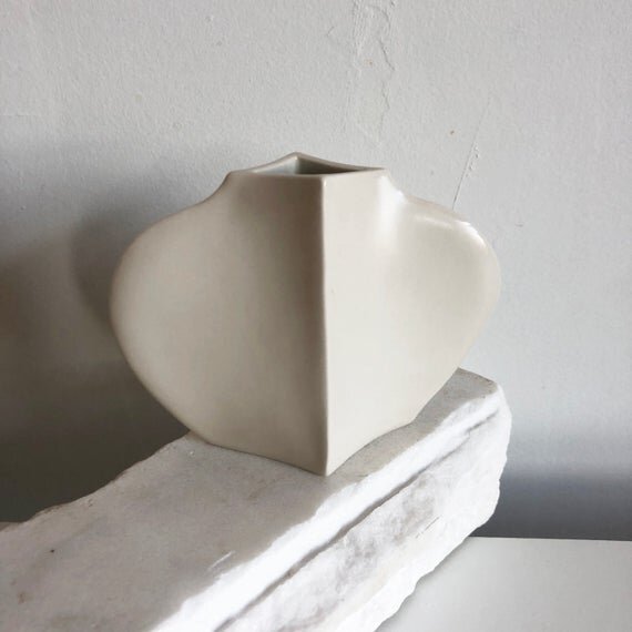 https://i.etsystatic.com/5695796/r/il/da13ca/3177962112/il_570xN.3177962112_e1pr.jpg