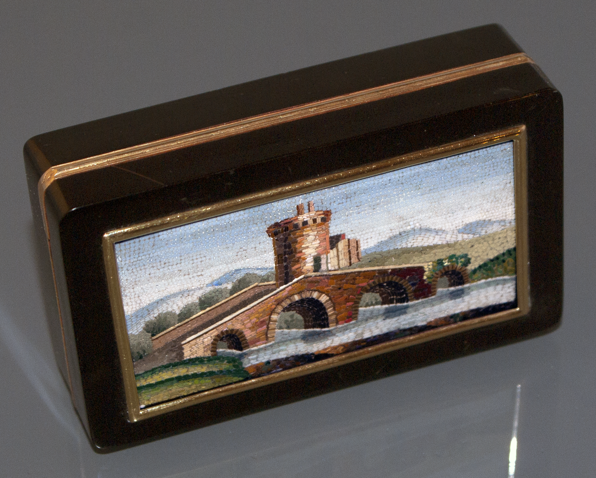 Lucano Bridge micromosaic snuff box