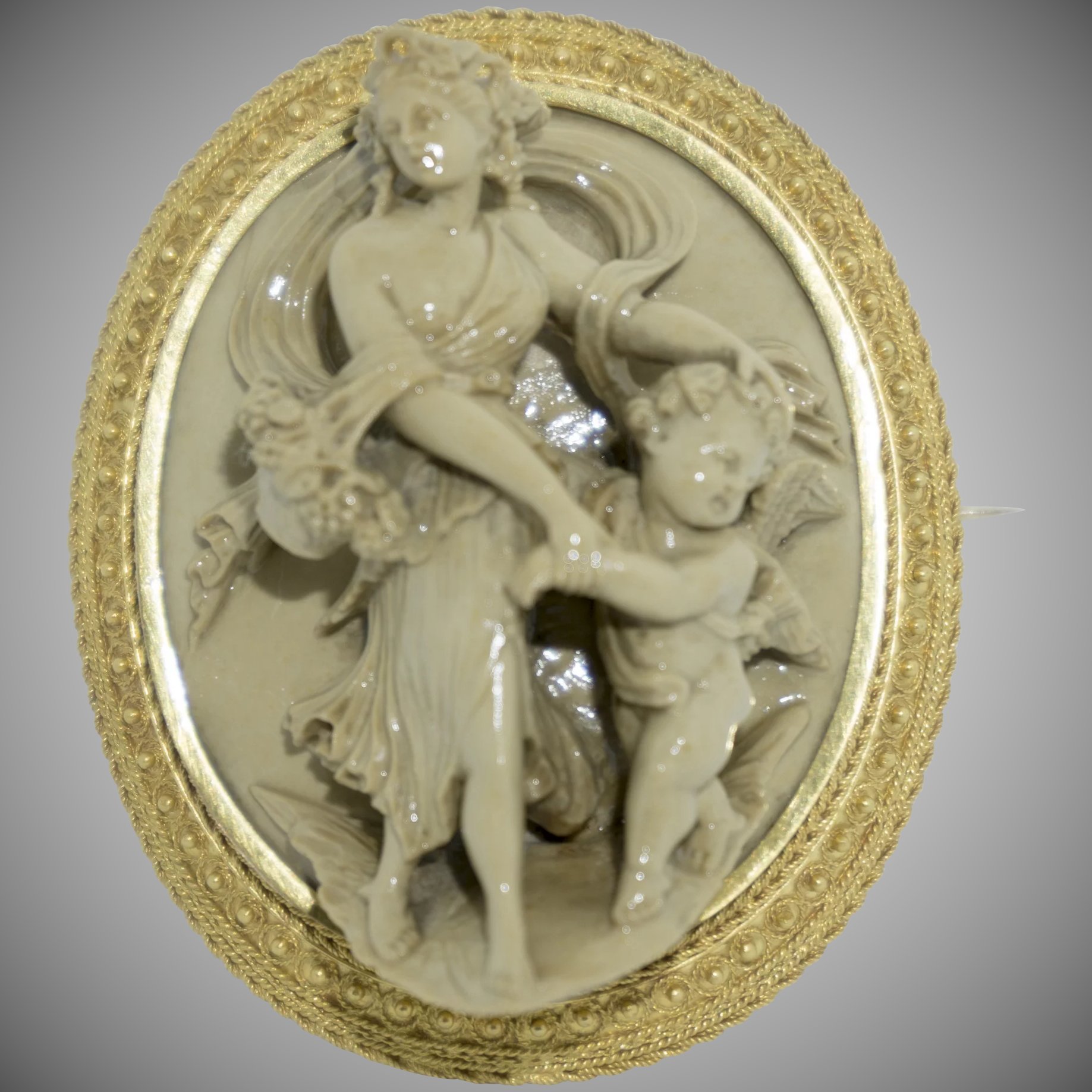 lava stone cameo gold mounting