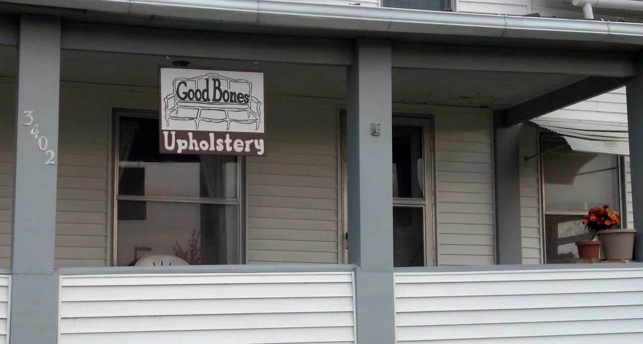 I hand-painted my sign with the help of a projector. 