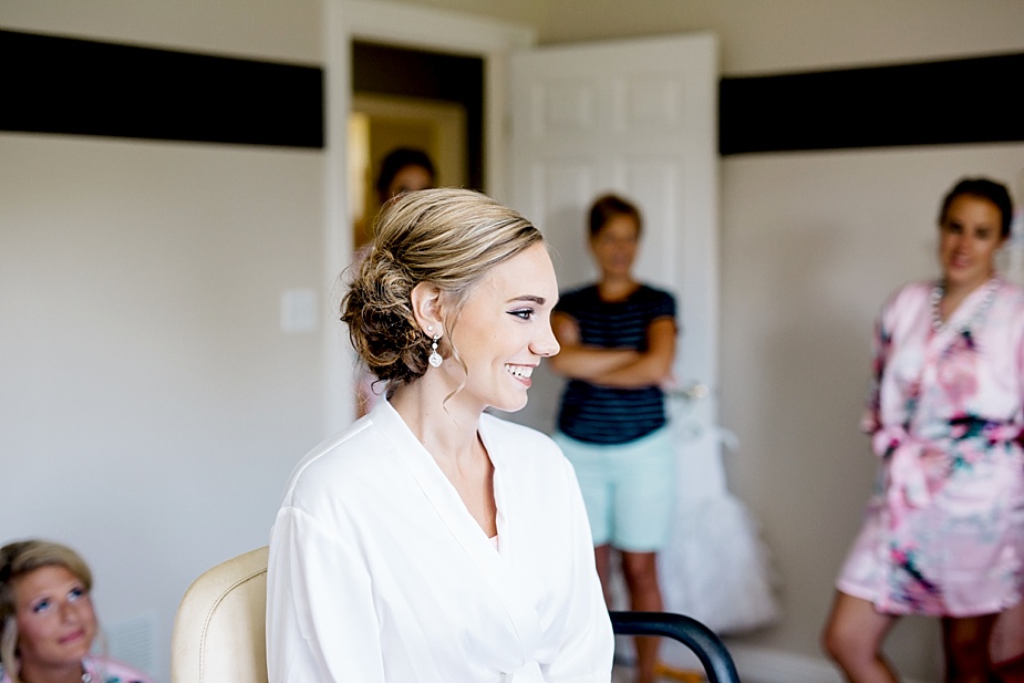 Taylor+Lauryn-Barn-Wedding-Milwaukee-Wedding-Photographer_0018.jpg