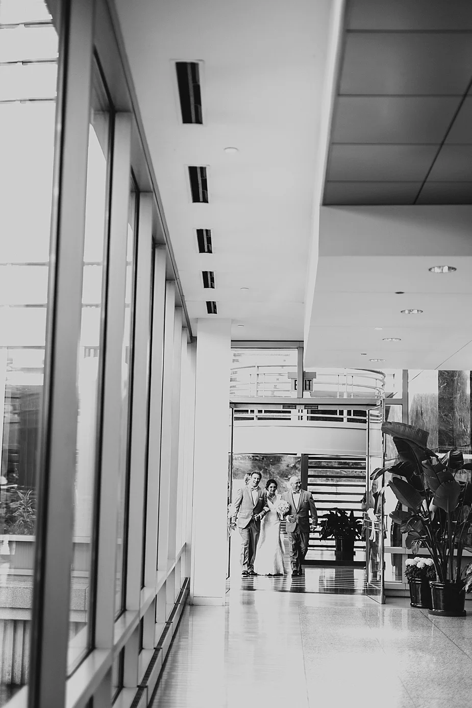 Phil+Abby_milwaukee-wedding-photographer_0046.jpg