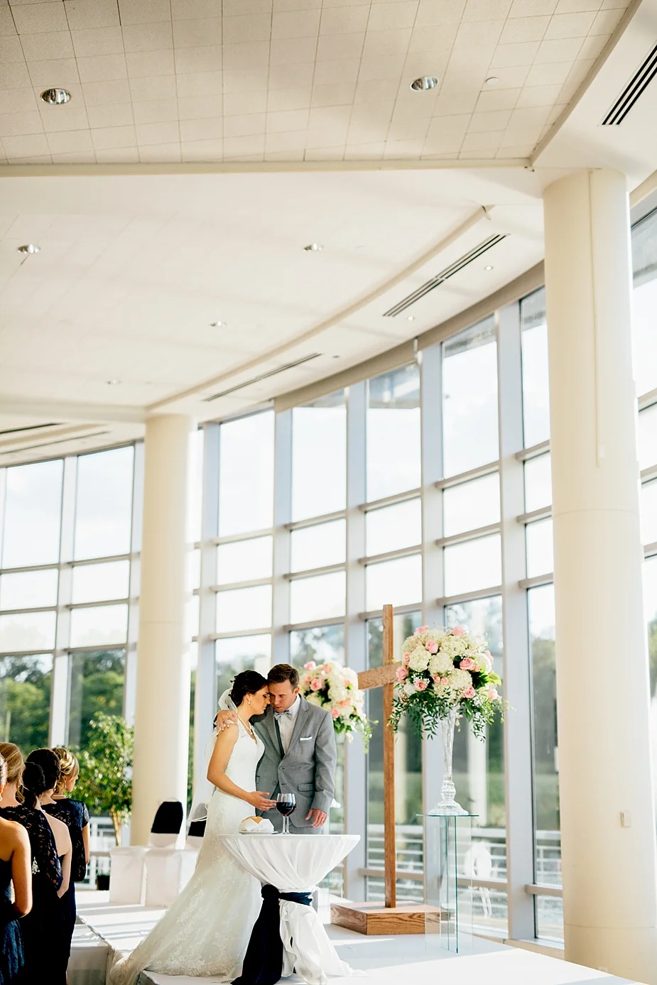 Phil+Abby_milwaukee-wedding-photographer_0053.jpg