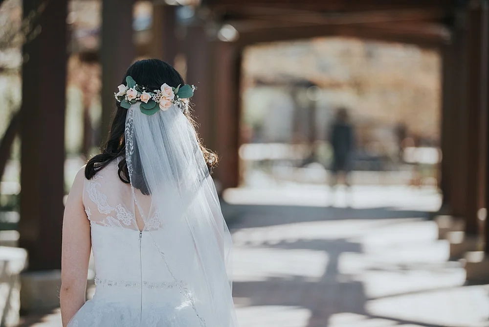 Joey-Evi-Independence-Grove-Spring-Wedding_Liller-Photo_0012.jpg