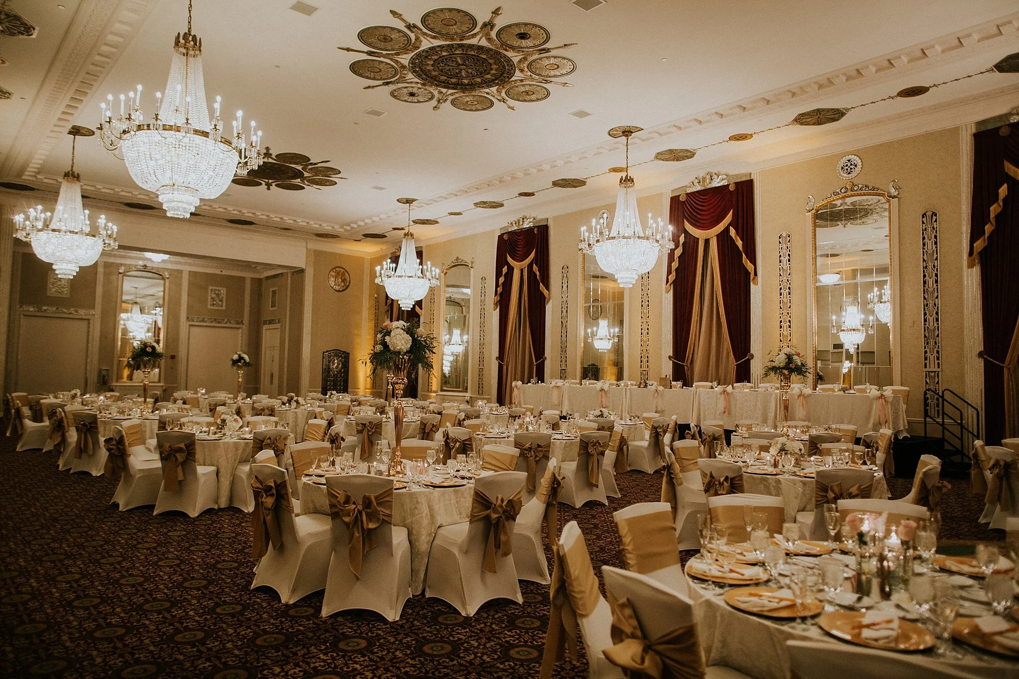 Matt-Lauren_St-Marys_Hilton-City-Center-Milwaukee-Wedding_liller-photo_0063.jpg