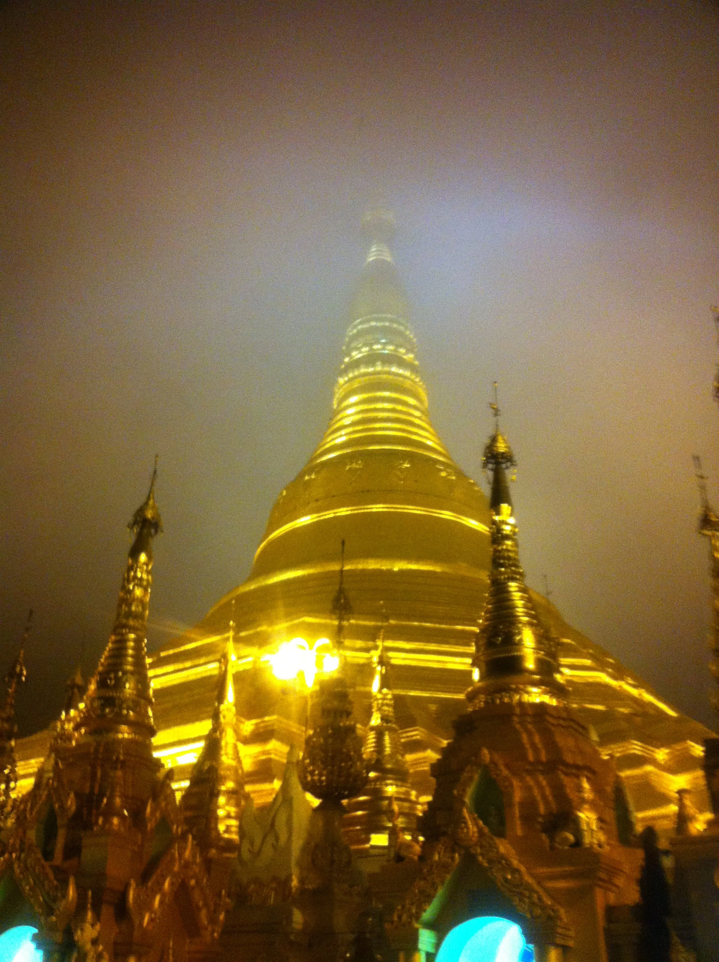 shwedagon pagoda Yangon
