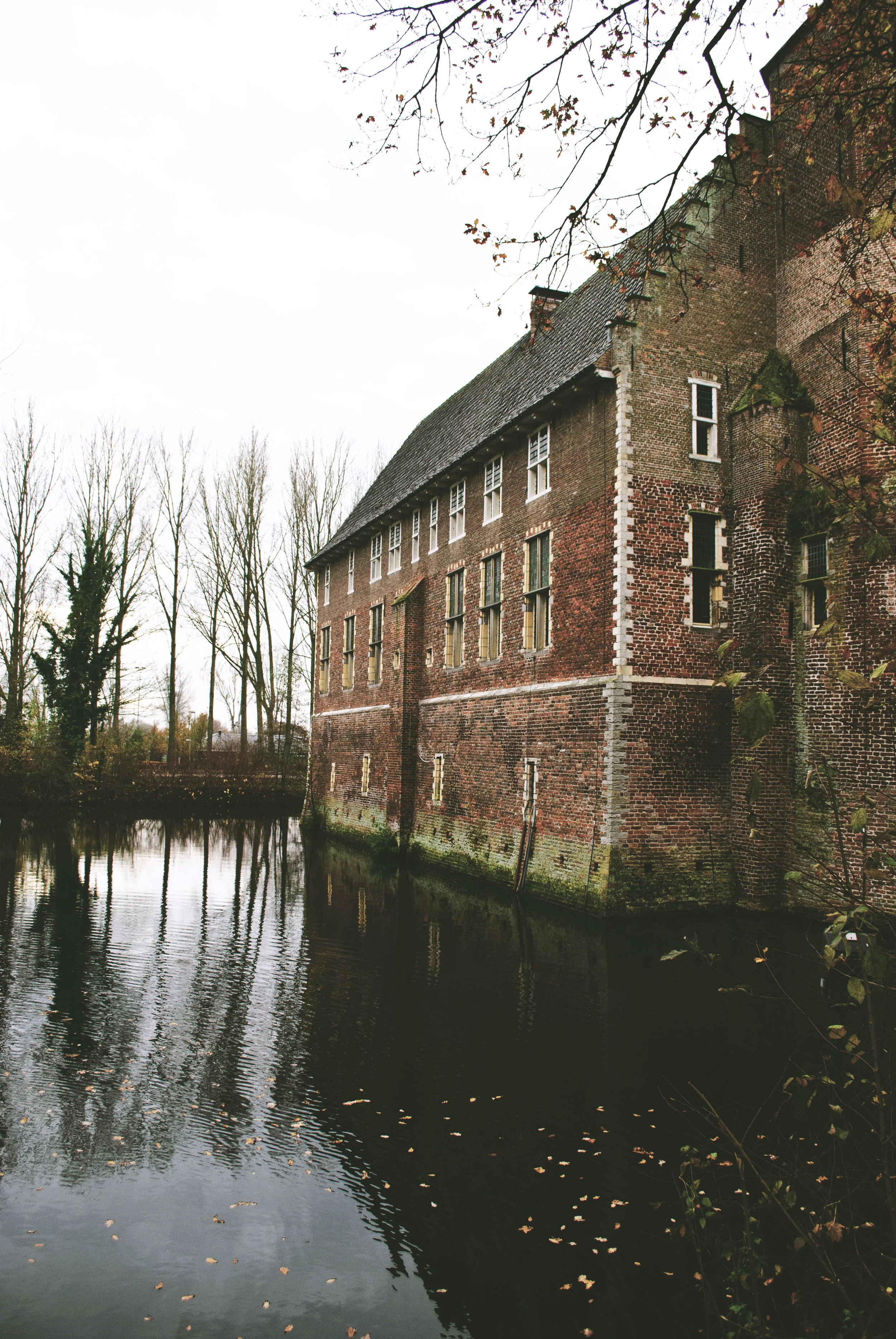 vandussencastle2.jpg
