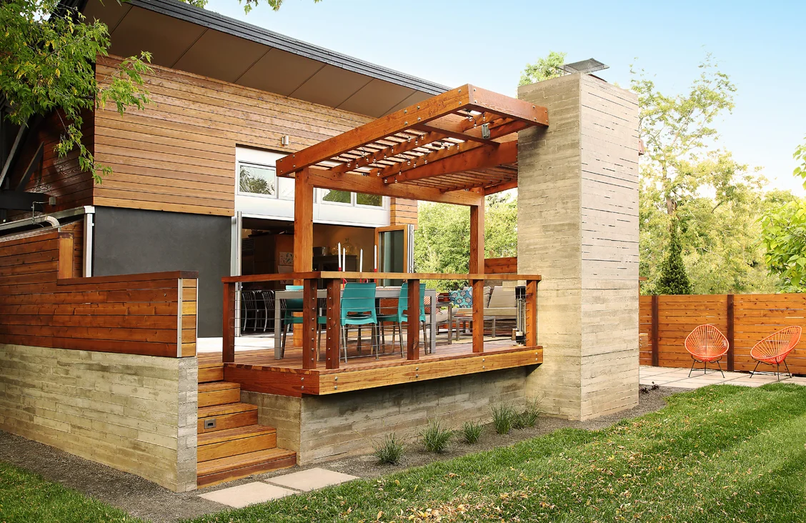 Buildwell Deck 4 copy.jpg