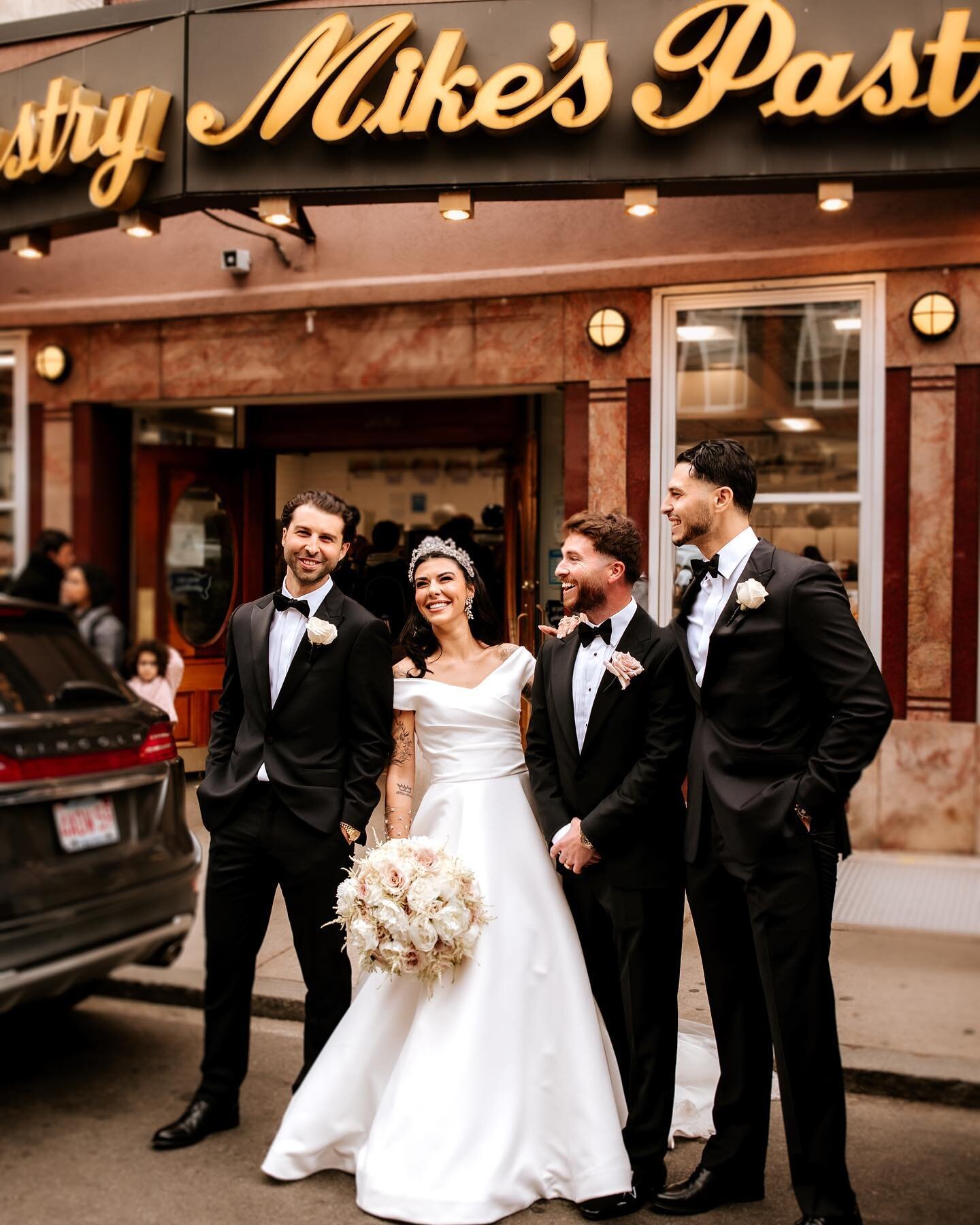 That&rsquo;s right&hellip;to all you Bostonians here, the brides grandparents own @mikespastry!! Of course she had to get a shot with her brothers and new husband outside! Now I know why there is always a line wrapped around the building. They were t