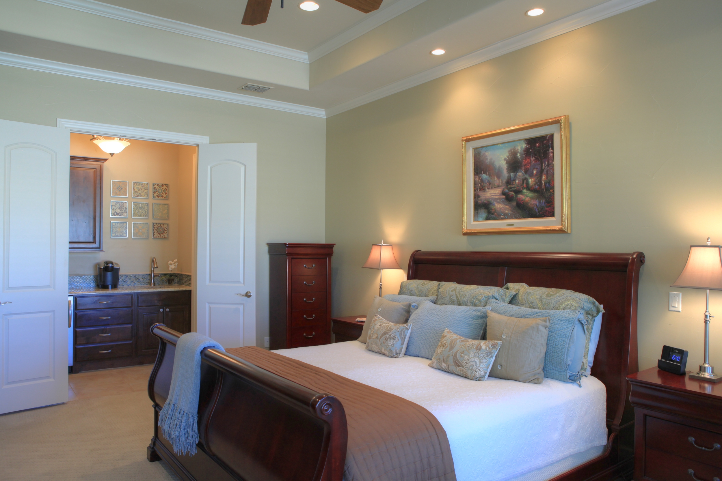 White2 P S Designs Inc