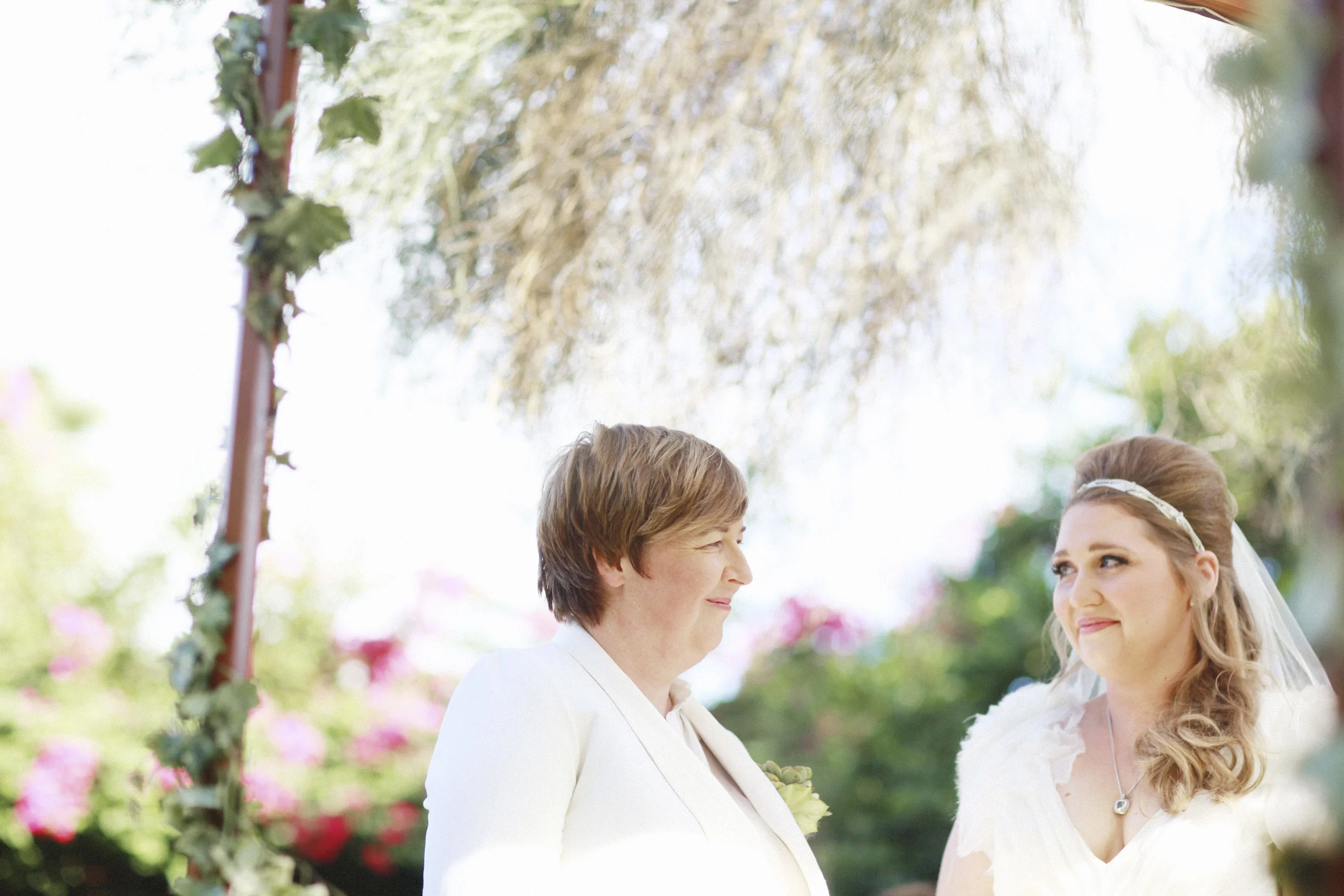 Liz & Kathleen_Top Selex 64b.jpg