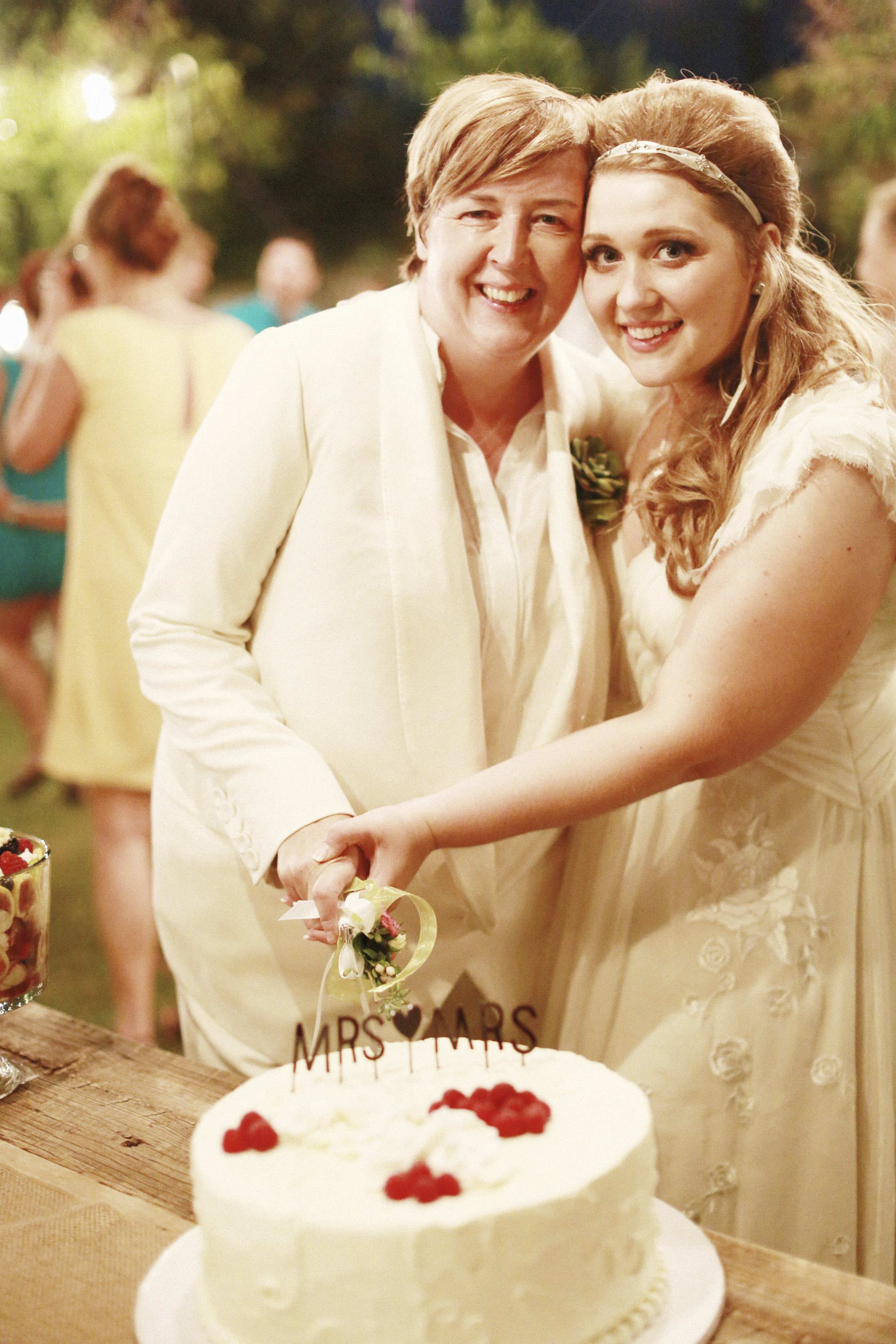 Liz & Kathleen_Top Selex 136.jpg