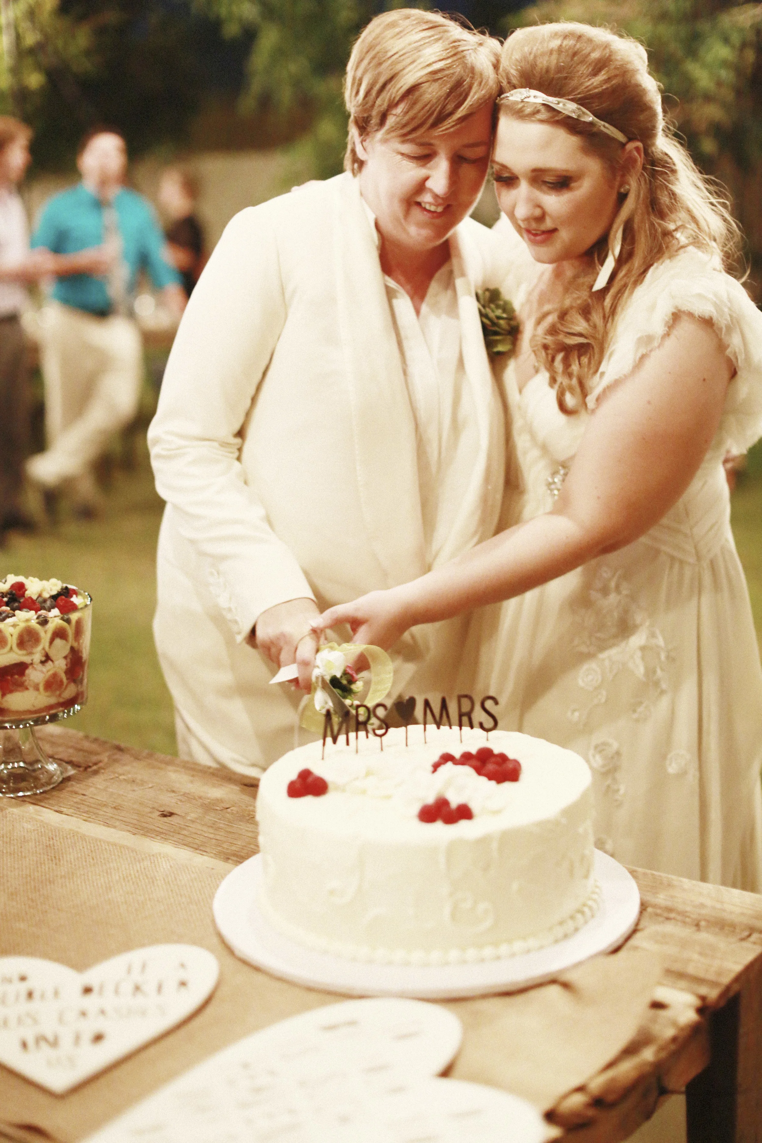 Liz & Kathleen_Top Selex 137.jpg